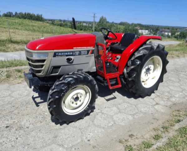 Traktor Ciągnik japoński 4x4 Yanmar 33 km śliczny